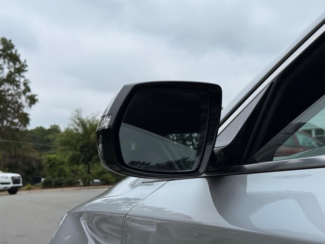 Hyundai Genesis  2015