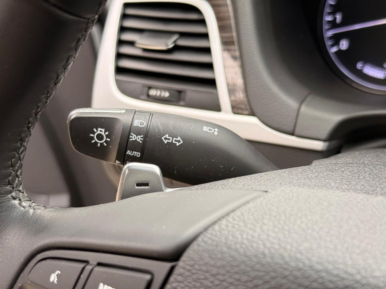 Hyundai Genesis  2015