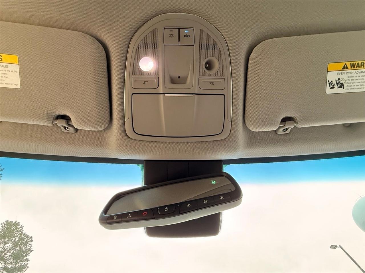 Hyundai Genesis  2015