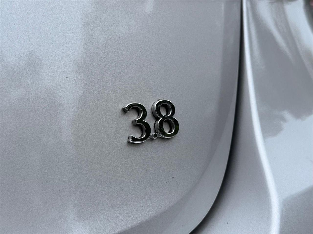 Hyundai Genesis  2015