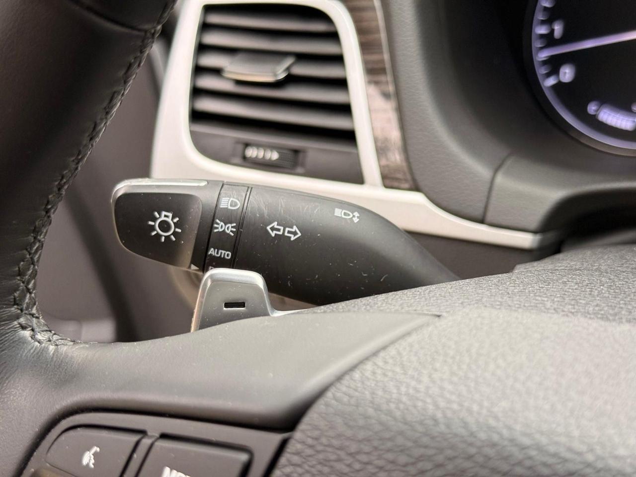 Hyundai Genesis  2015