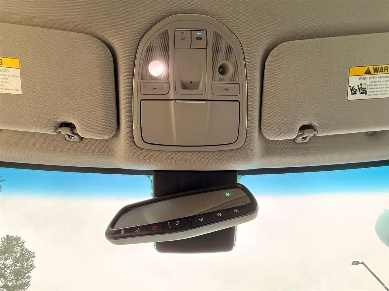 Hyundai Genesis  2015