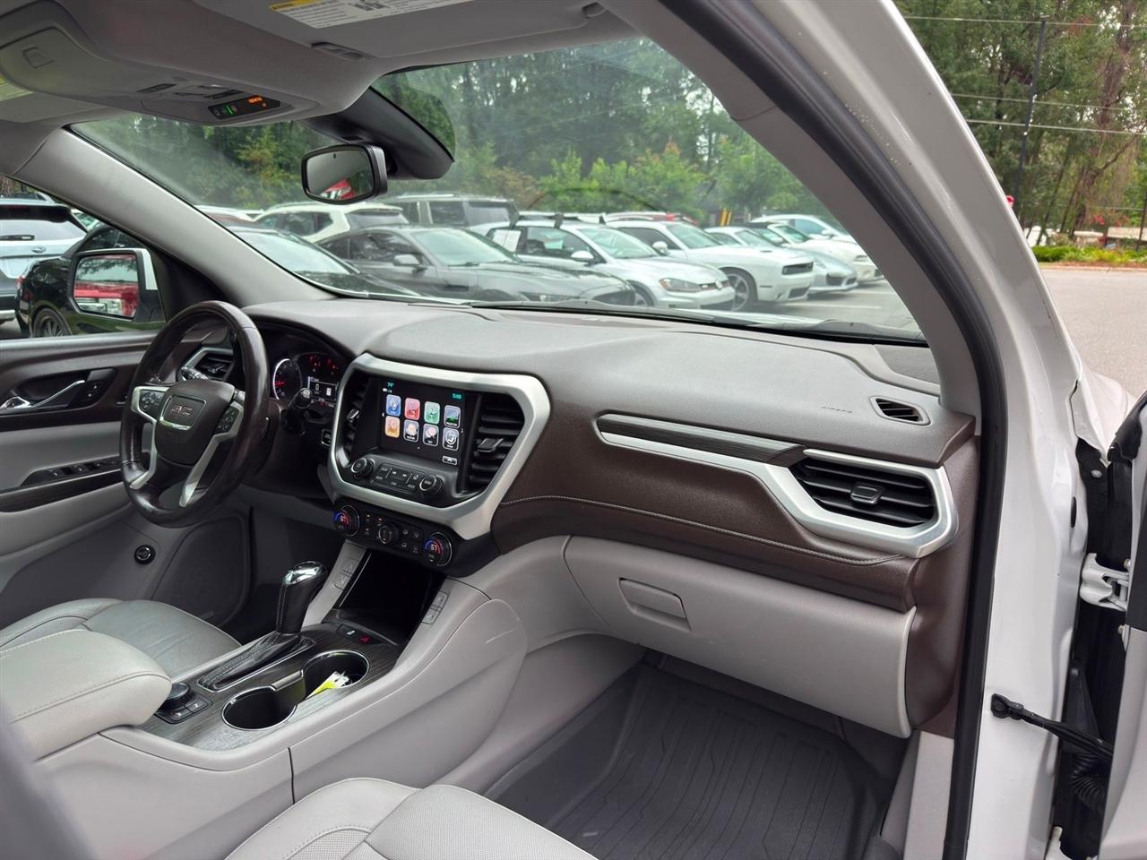 GMC Acadia  2018