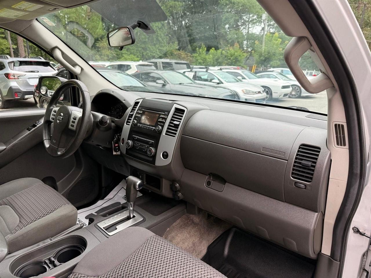 Nissan Frontier  2013