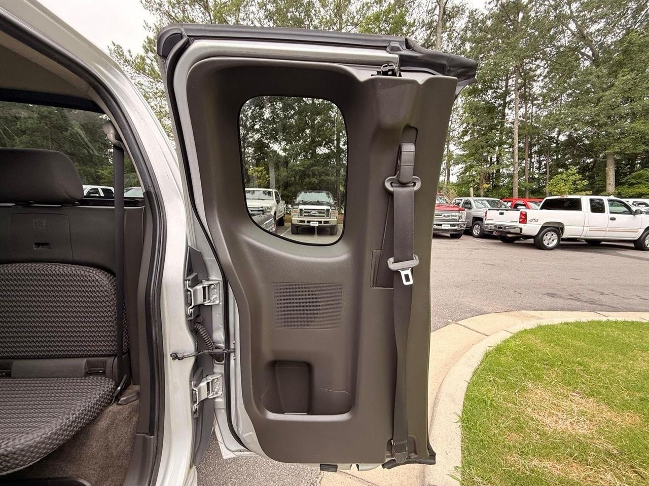 Nissan Frontier  2013