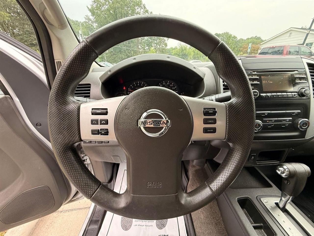 Nissan Frontier  2013