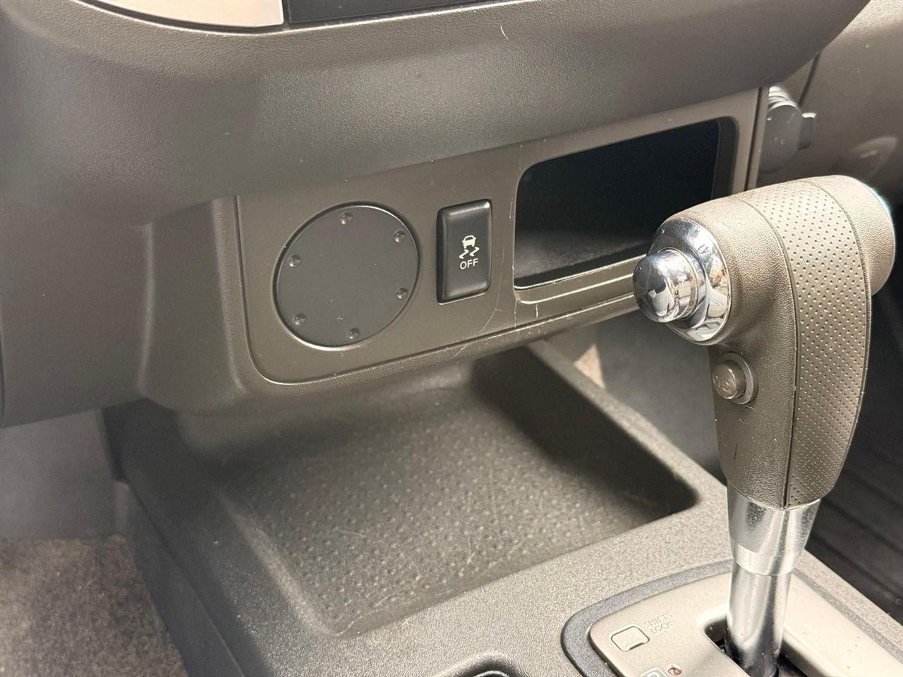 Nissan Frontier  2013