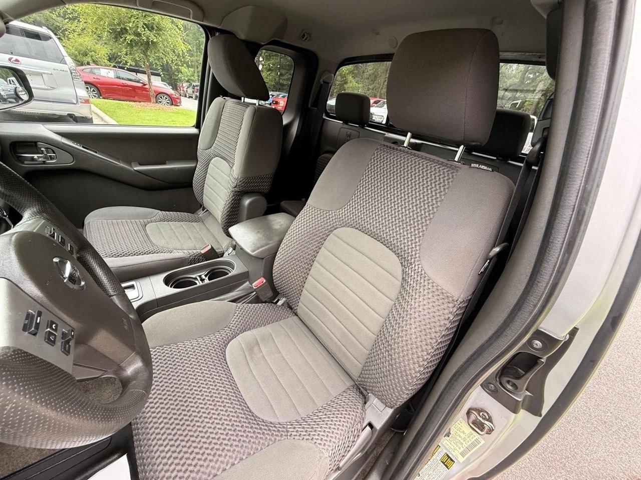 Nissan Frontier  2013