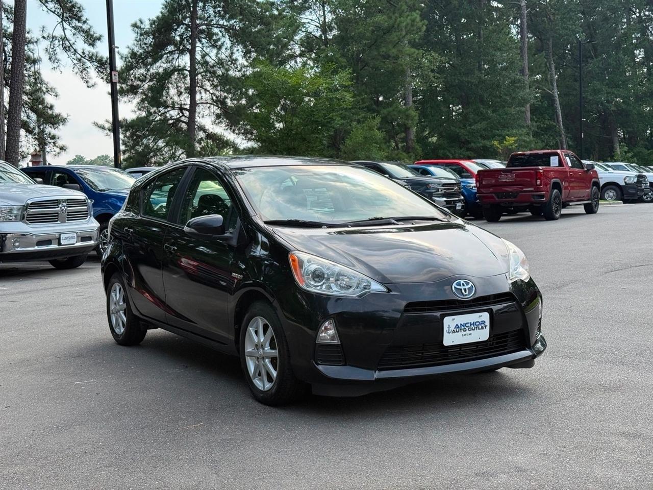Toyota Prius c  2014