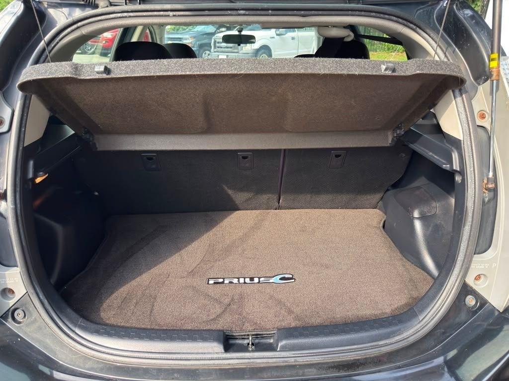 Toyota Prius c  2014