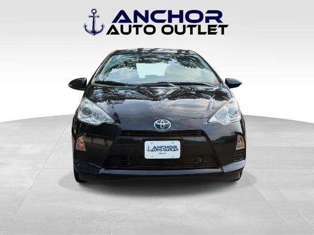 Toyota Prius c  2014