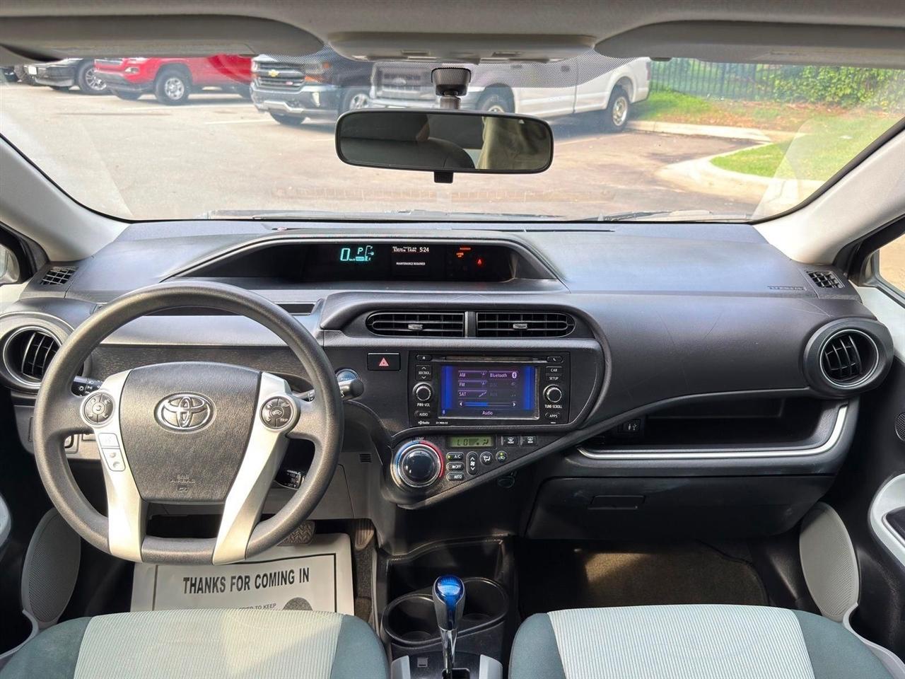 Toyota Prius c  2014