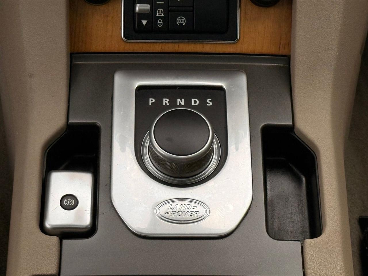 Land Rover LR4  2014