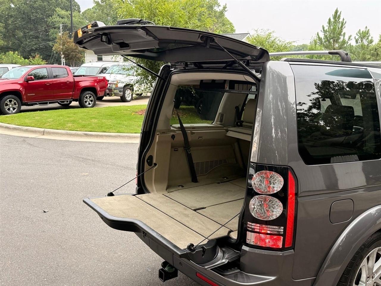 Land Rover LR4  2014