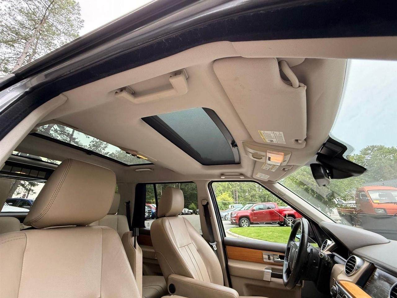 Land Rover LR4  2014
