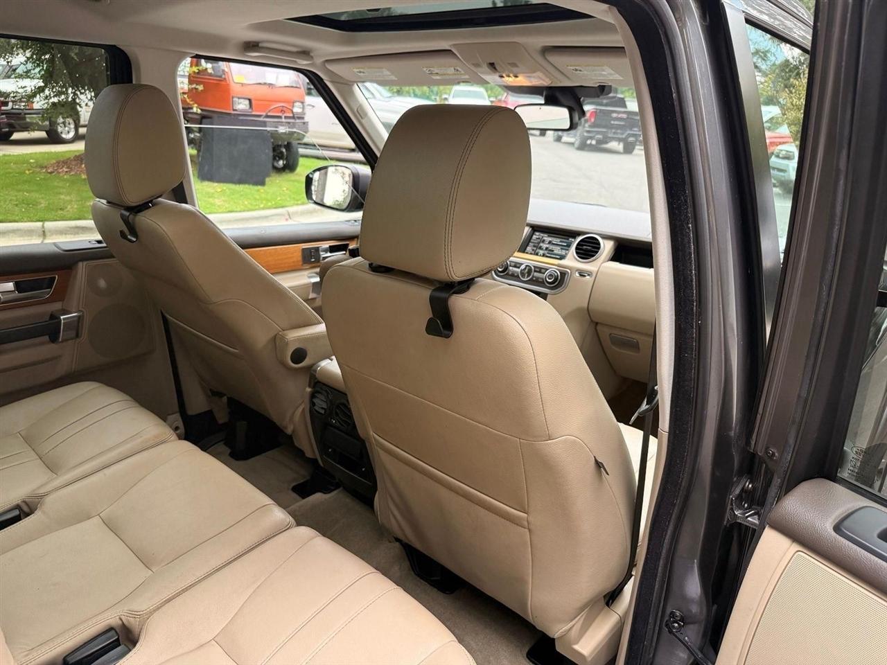 Land Rover LR4  2014