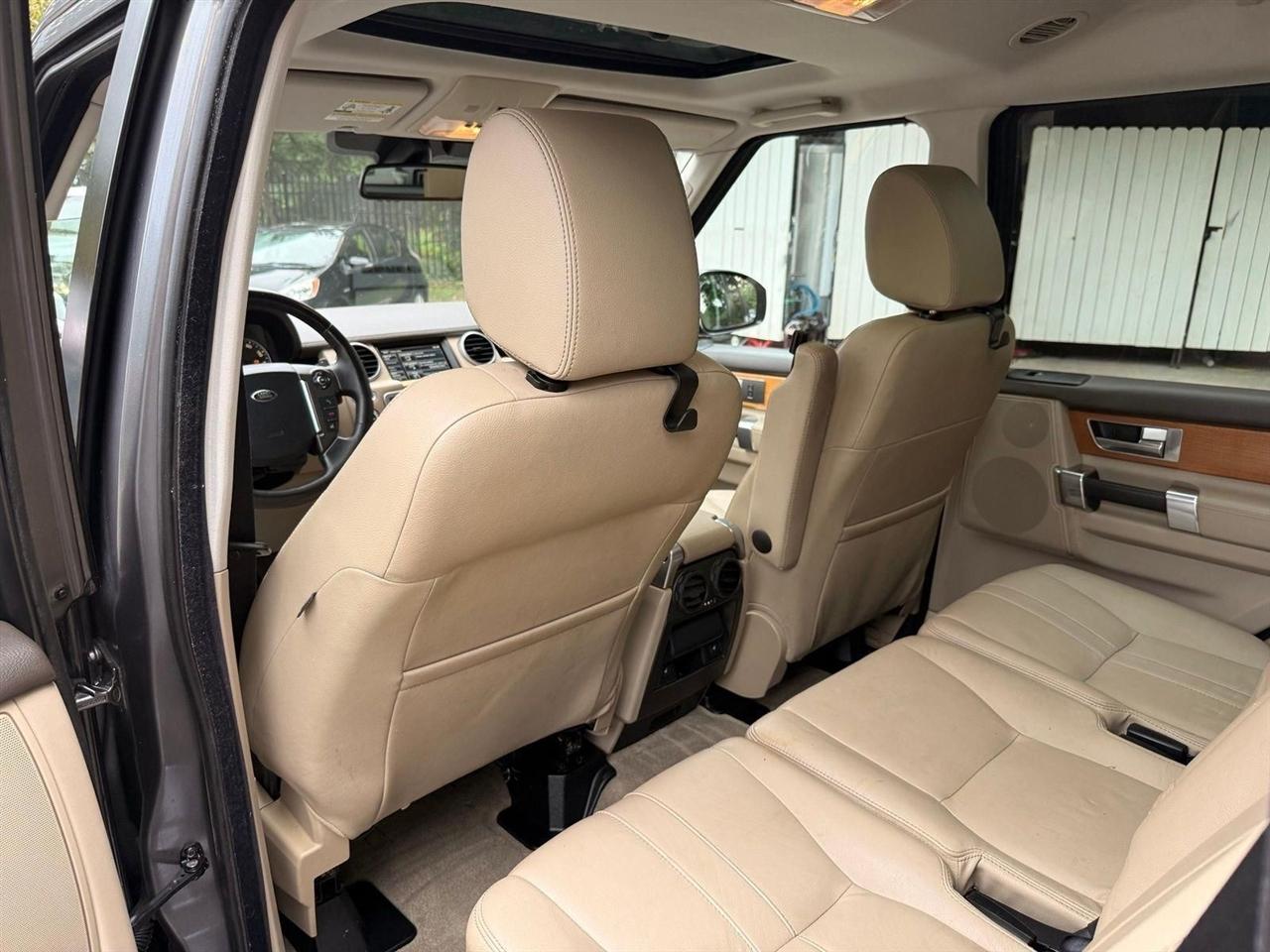 Land Rover LR4  2014