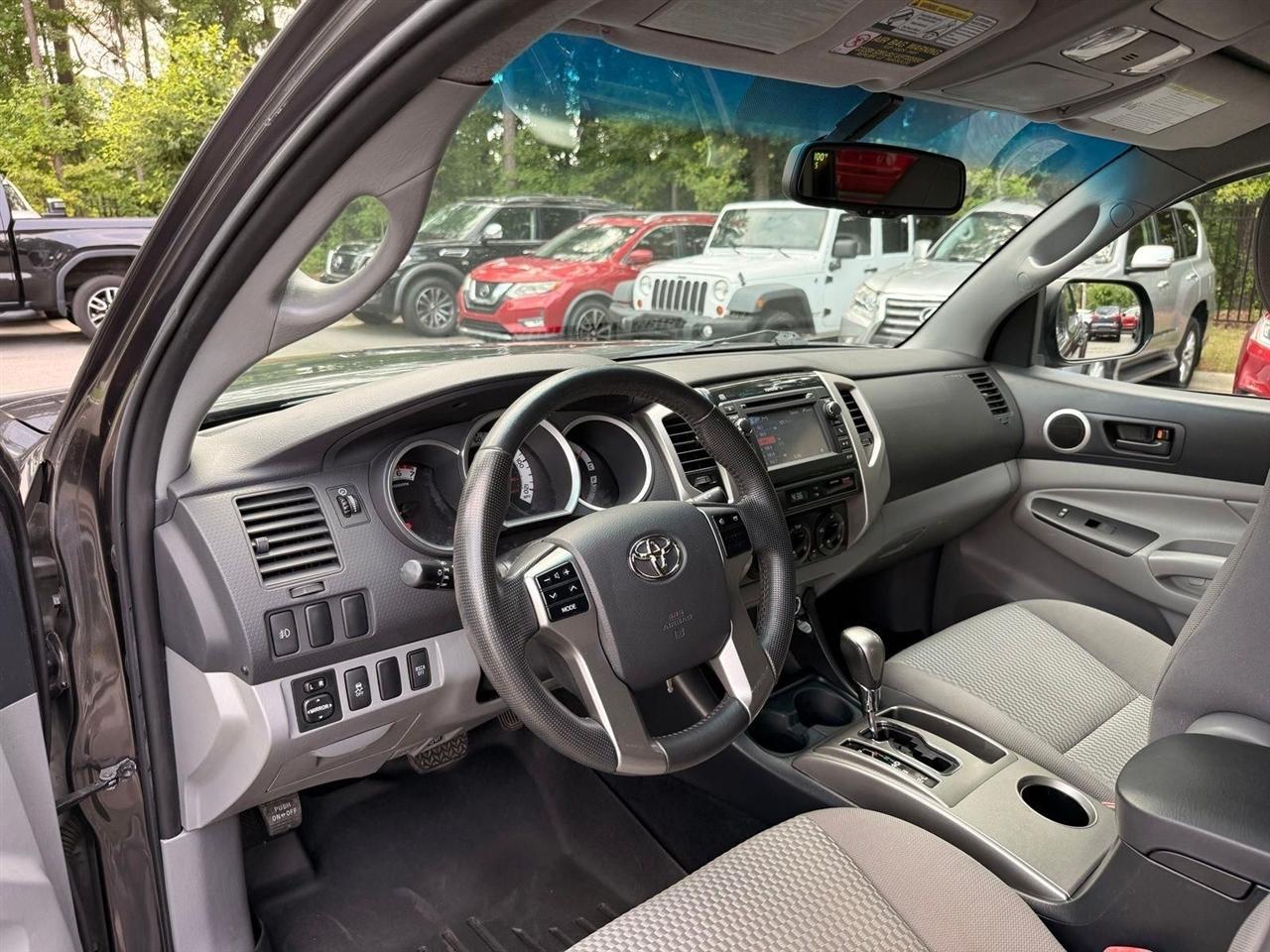 Toyota Tacoma  2013
