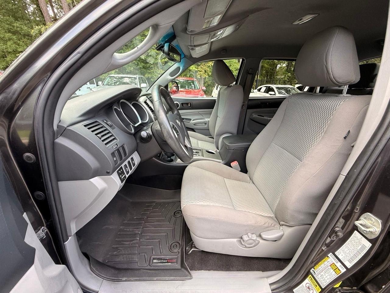 Toyota Tacoma  2013
