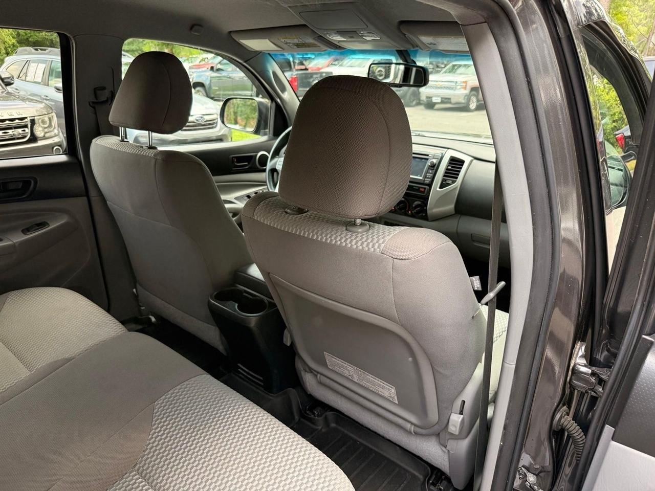 Toyota Tacoma  2013