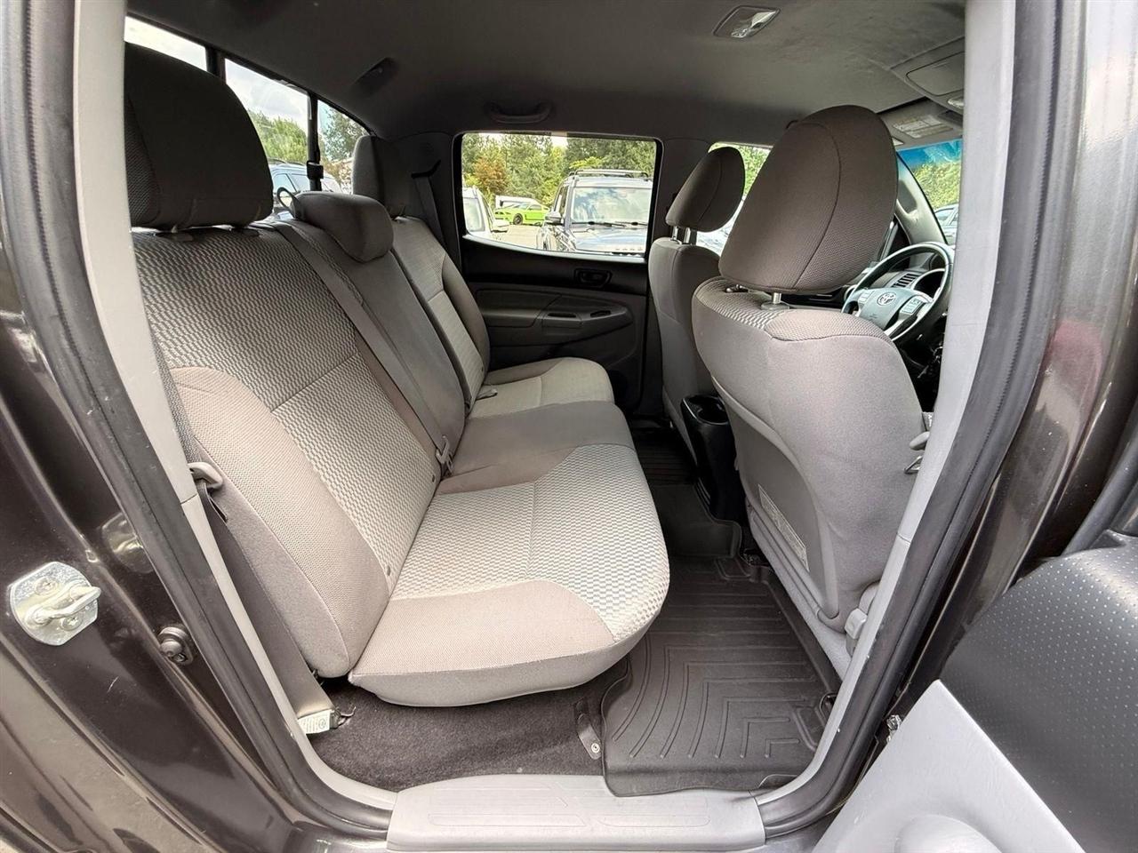 Toyota Tacoma  2013