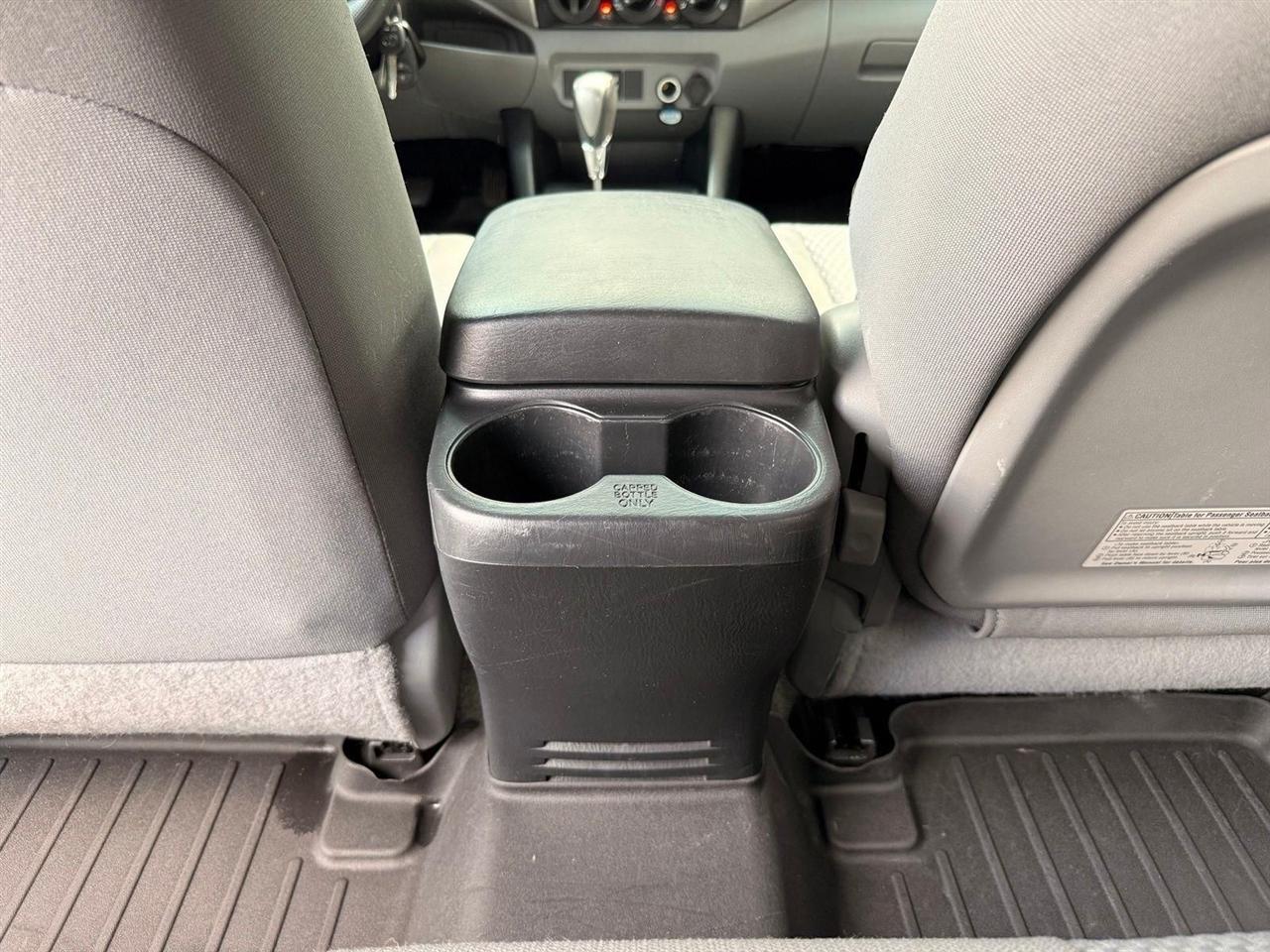 Toyota Tacoma  2013