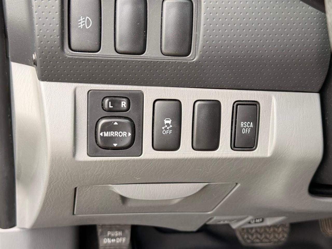 Toyota Tacoma  2013