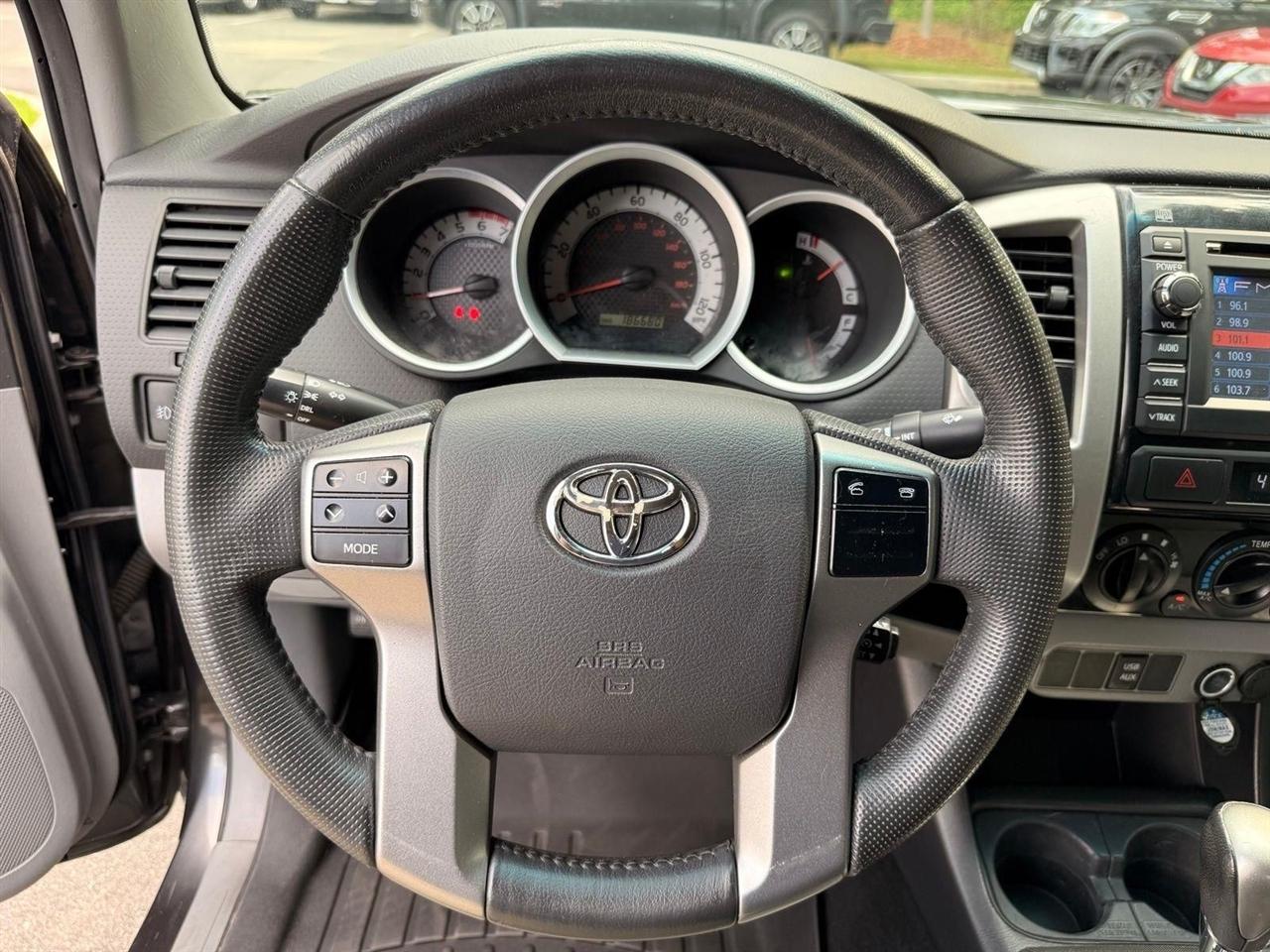 Toyota Tacoma  2013