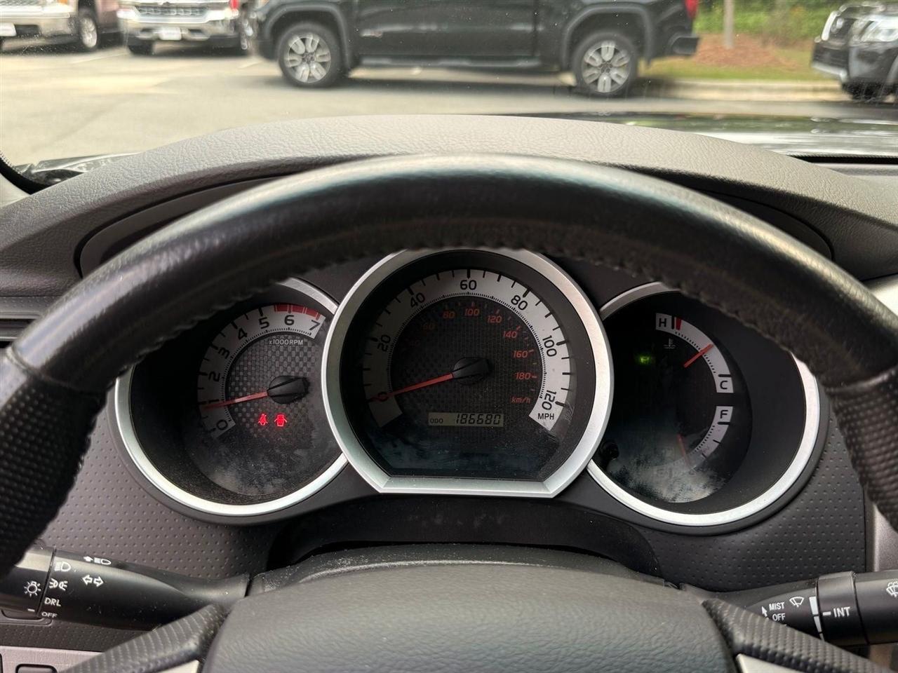 Toyota Tacoma  2013