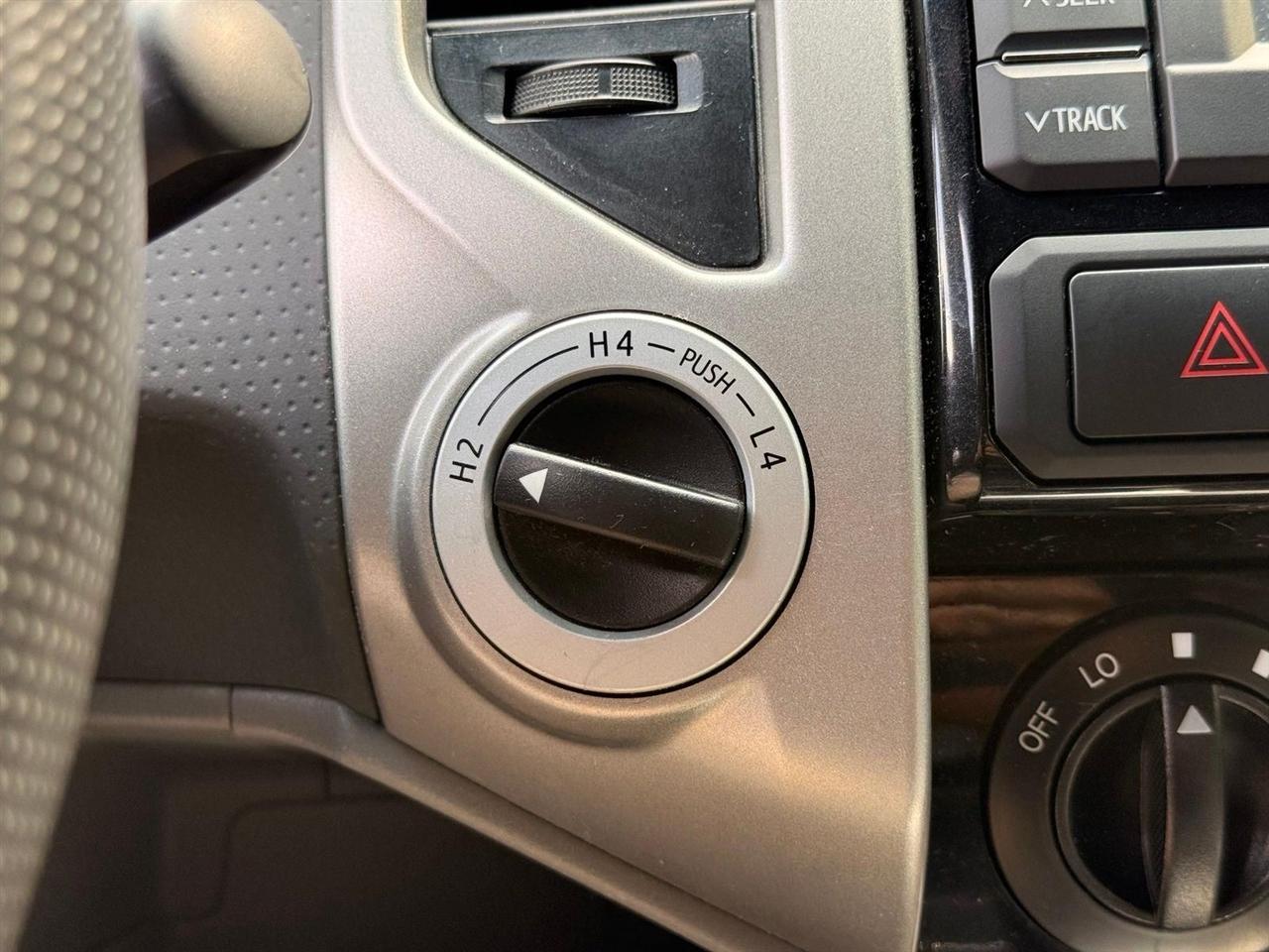 Toyota Tacoma  2013