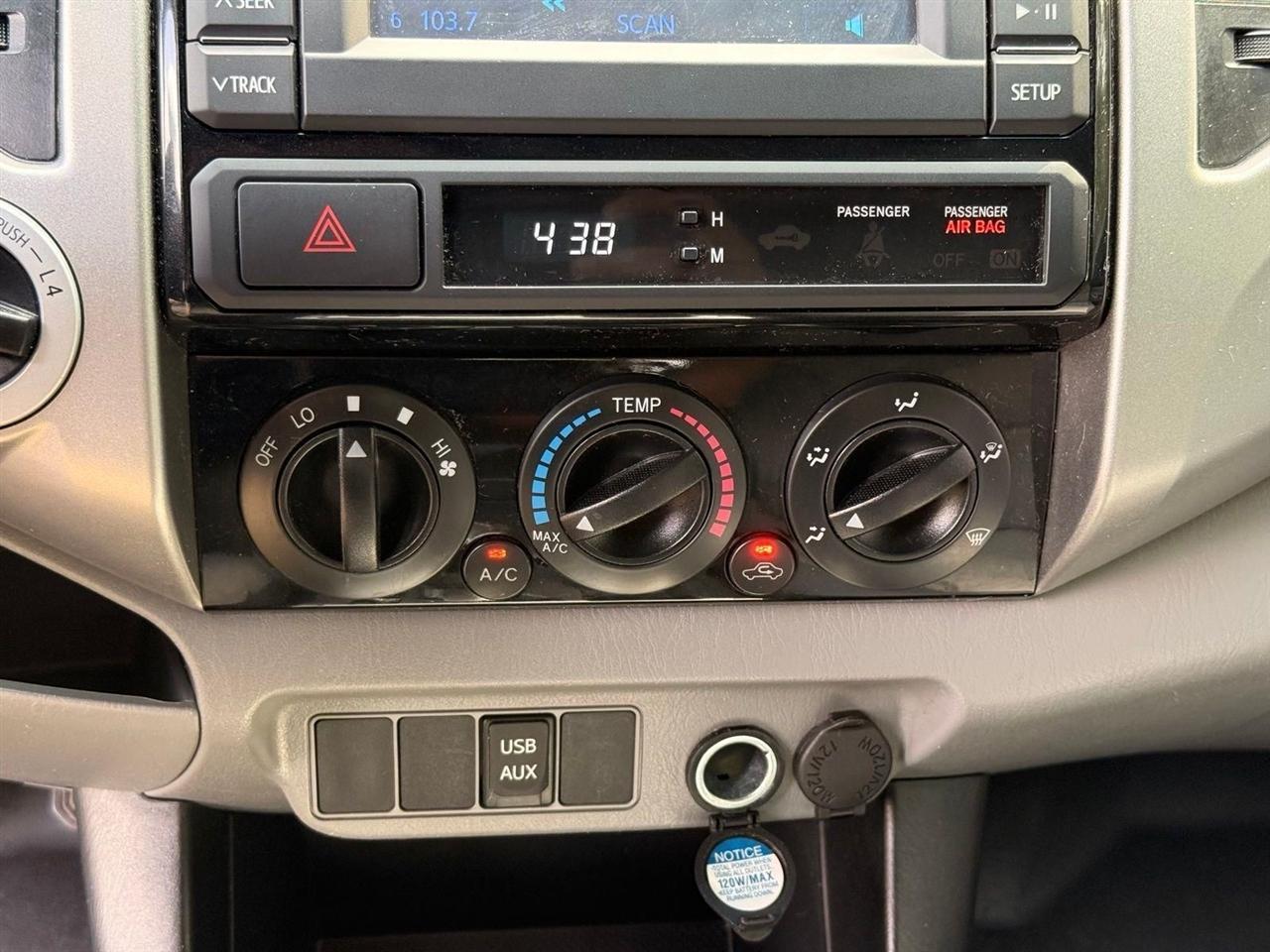 Toyota Tacoma  2013