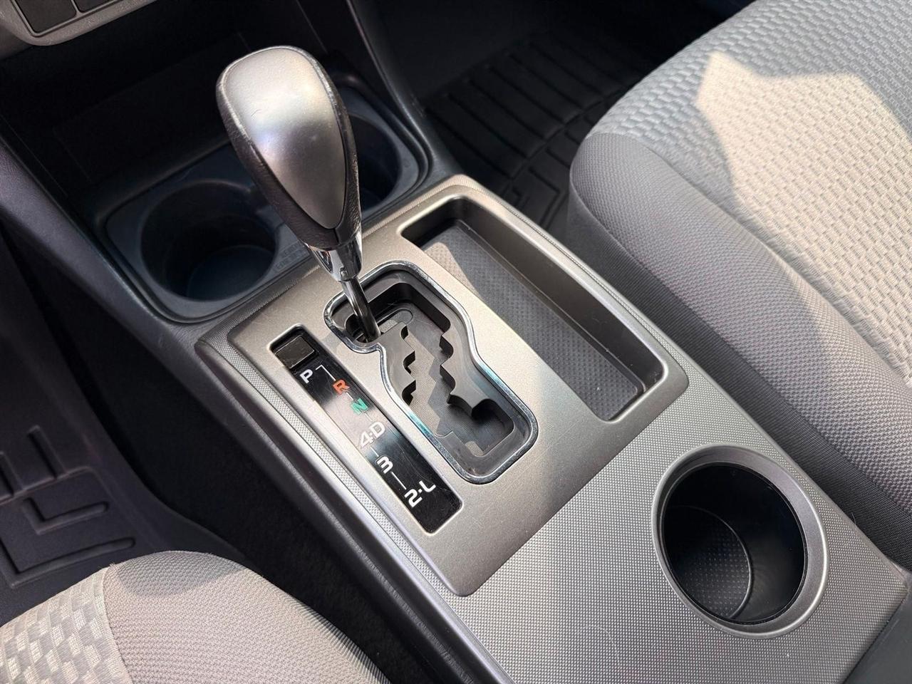Toyota Tacoma  2013