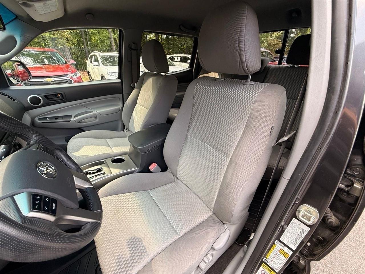 Toyota Tacoma  2013