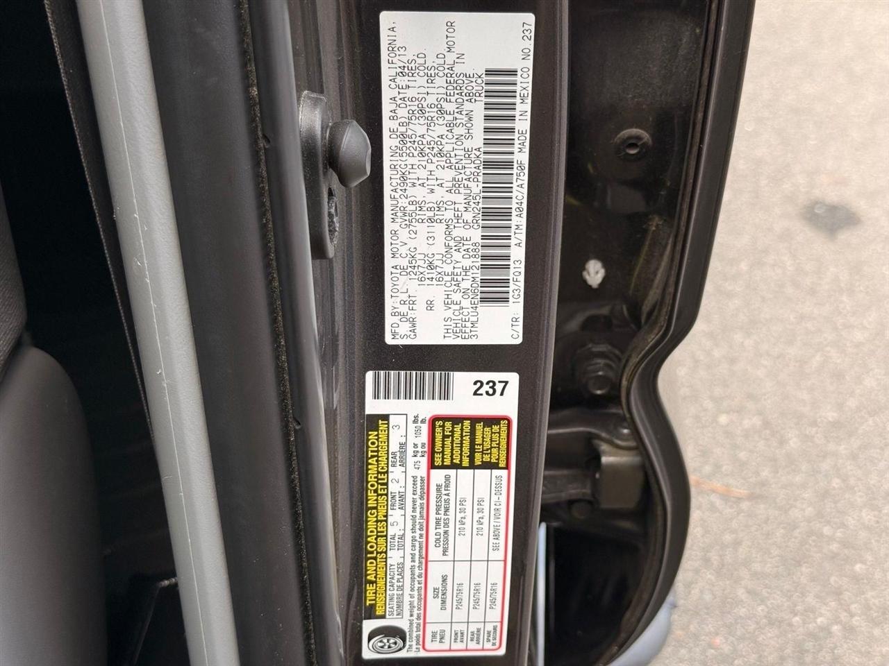 Toyota Tacoma  2013