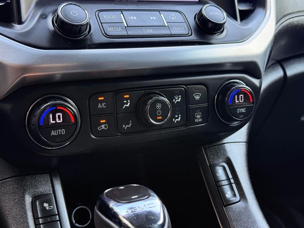 GMC Acadia  2017