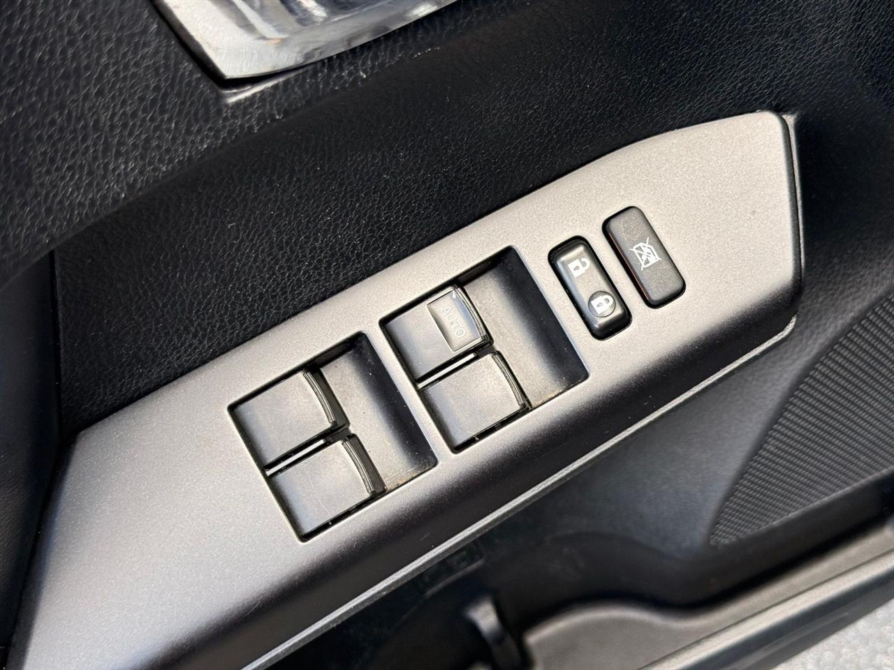 Toyota RAV4  2018