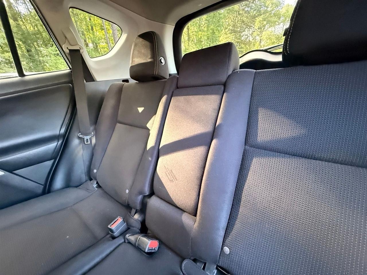 Toyota RAV4  2018