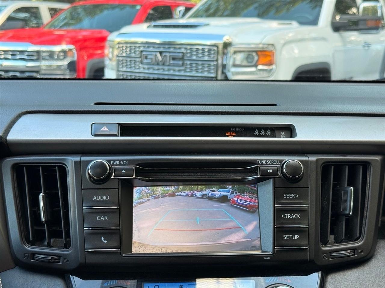 Toyota RAV4  2018