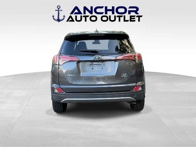 Toyota RAV4  2018