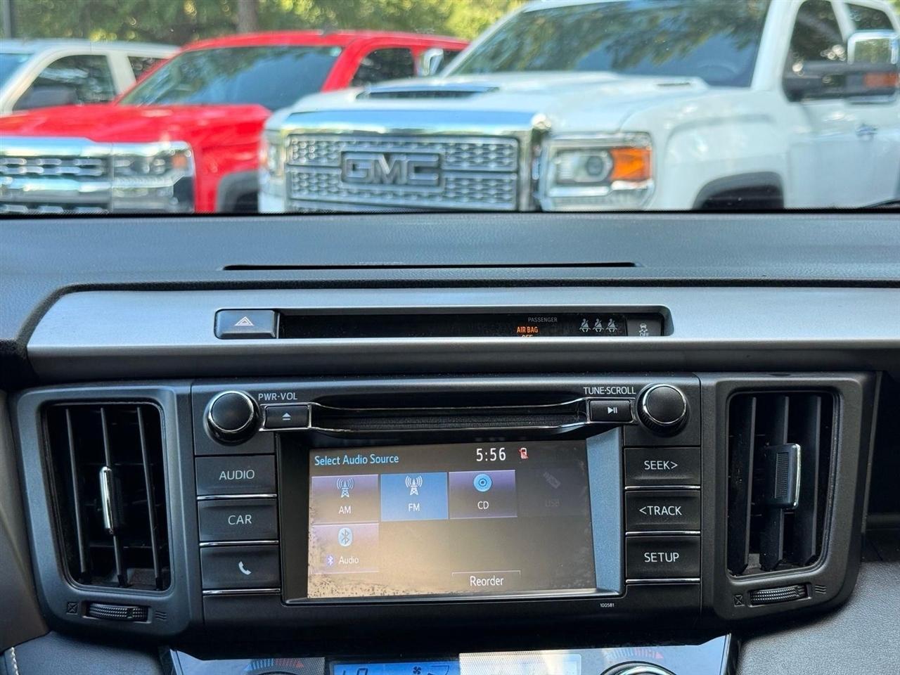 Toyota RAV4  2018