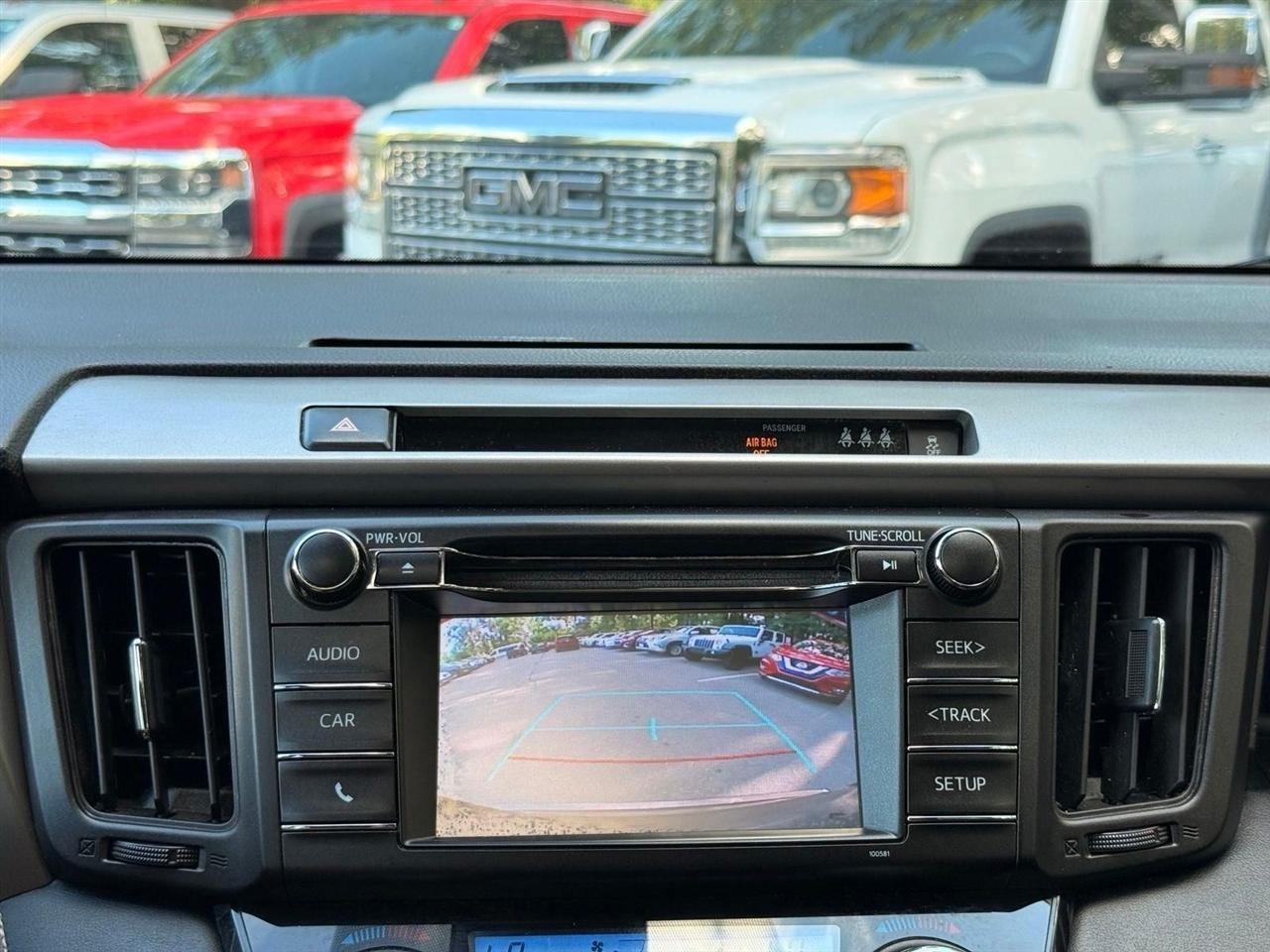 Toyota RAV4  2018