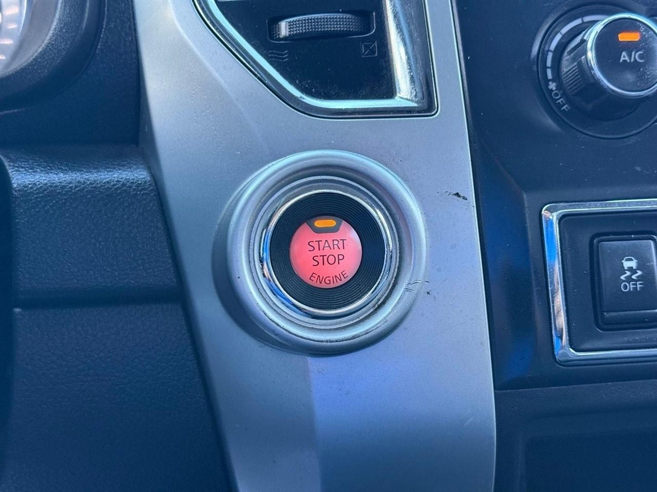 Nissan Titan  2017