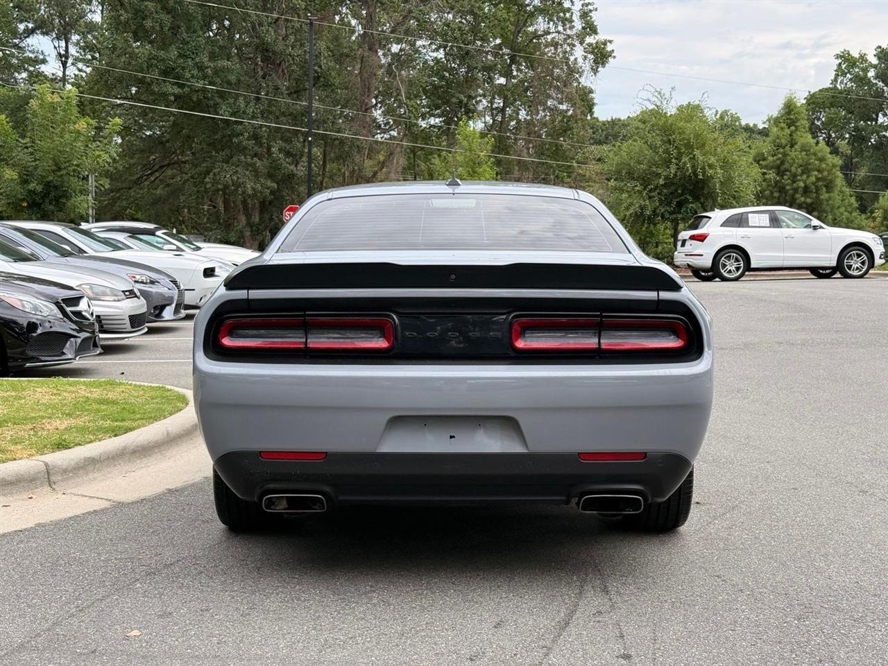 Dodge Challenger  2022