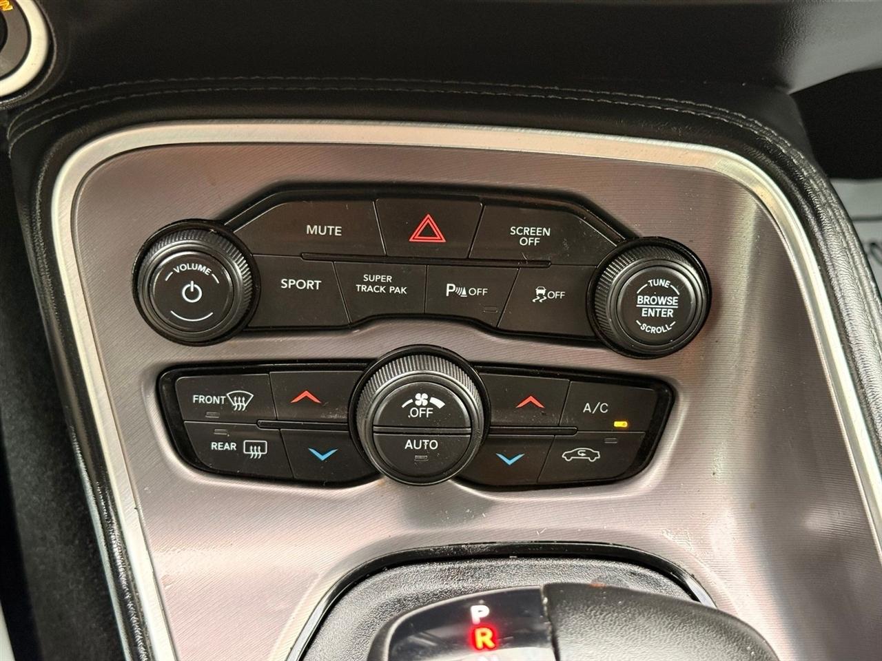 Dodge Challenger  2022