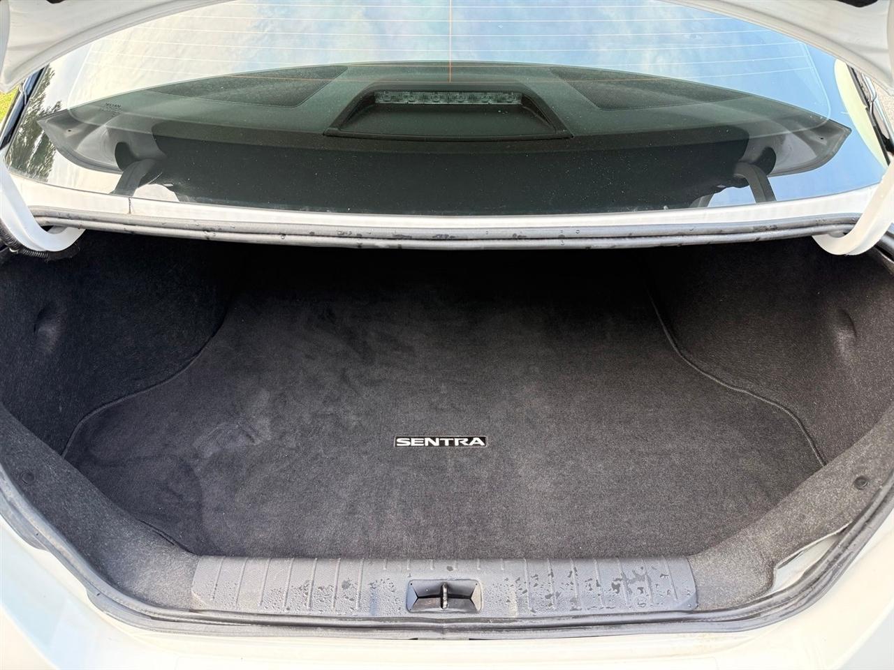 Nissan Sentra  2023
