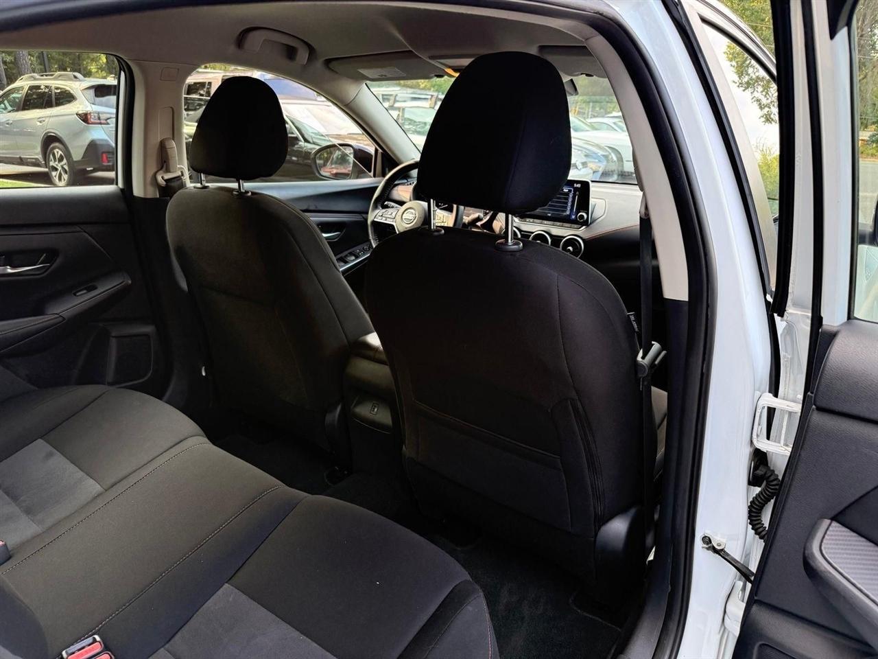 Nissan Sentra  2023