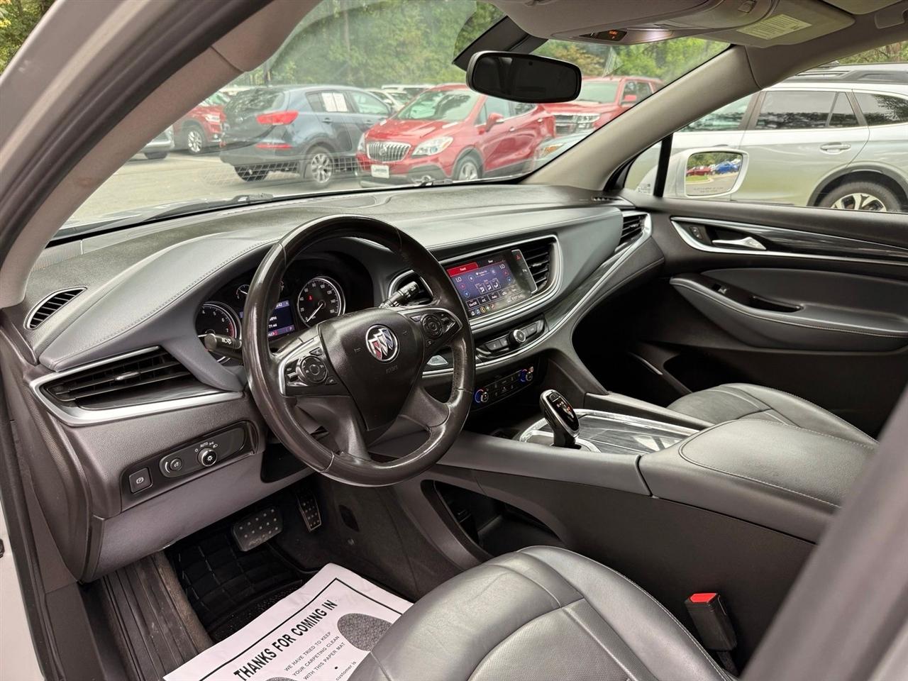 Buick Enclave  2020