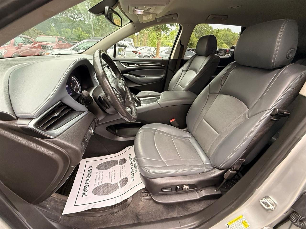 Buick Enclave  2020