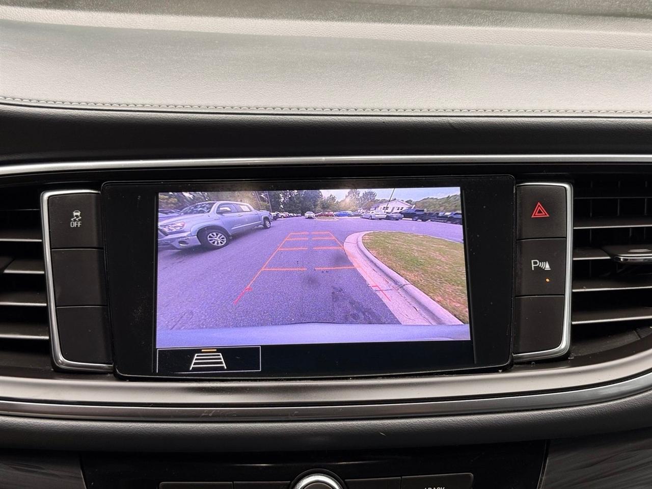 Buick Enclave  2020