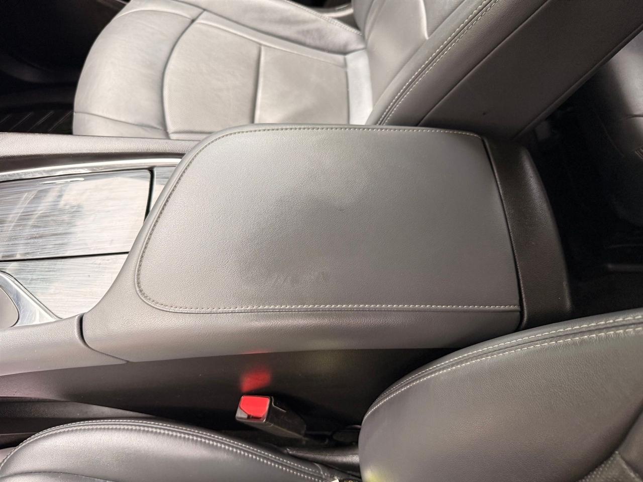 Buick Enclave  2020